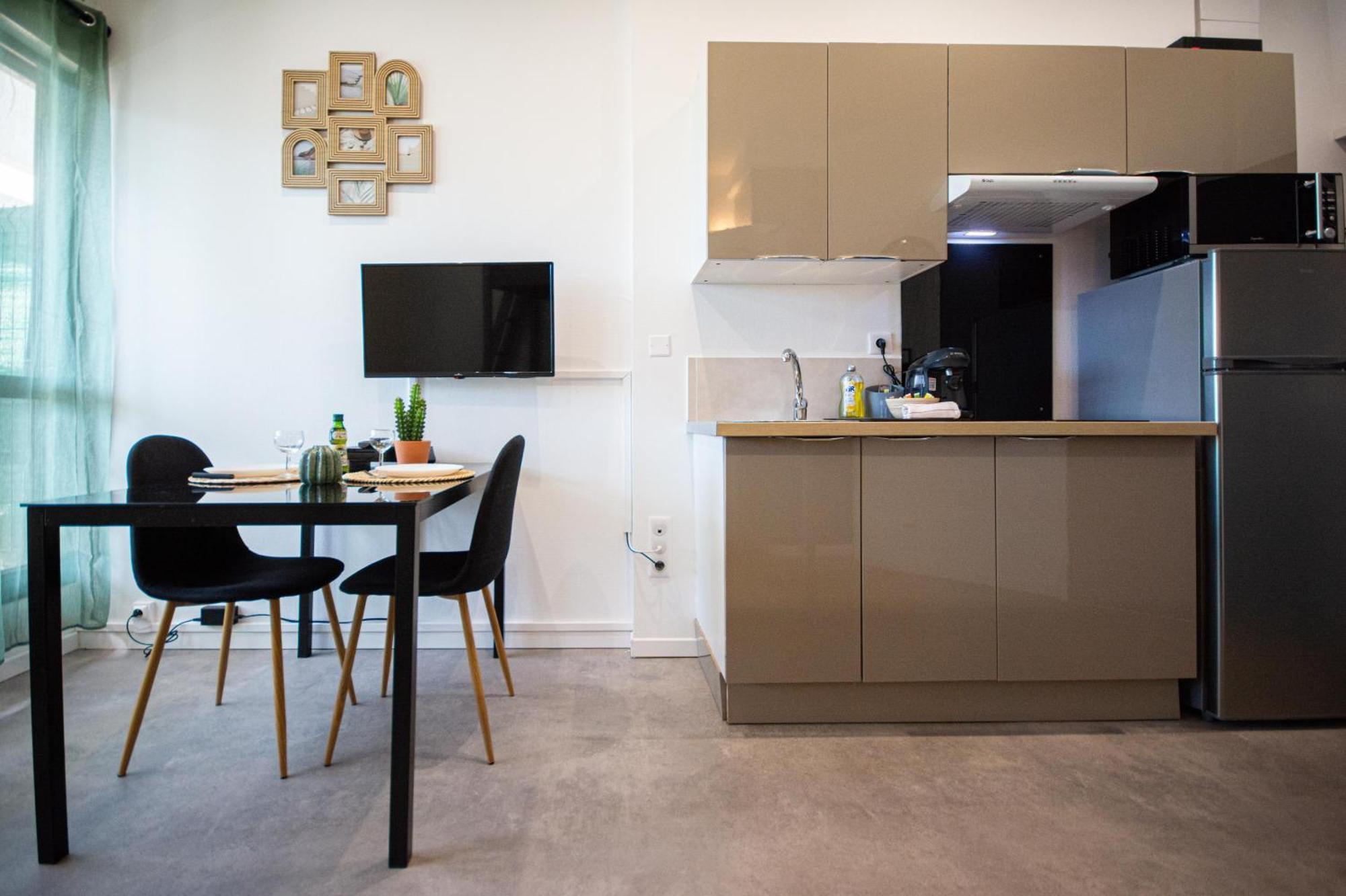 L'escale, Proche Ville, Parking, Terrasse, Netflix * Montbeliard