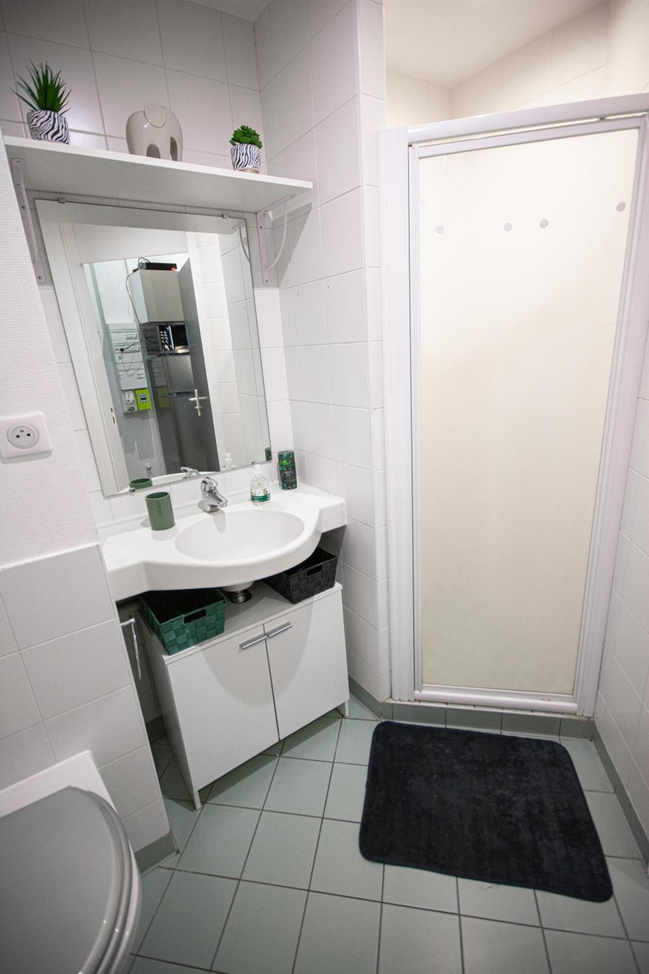L'escale, Proche Ville, Parking, Terrasse, Netflix Apartment Montbeliard
